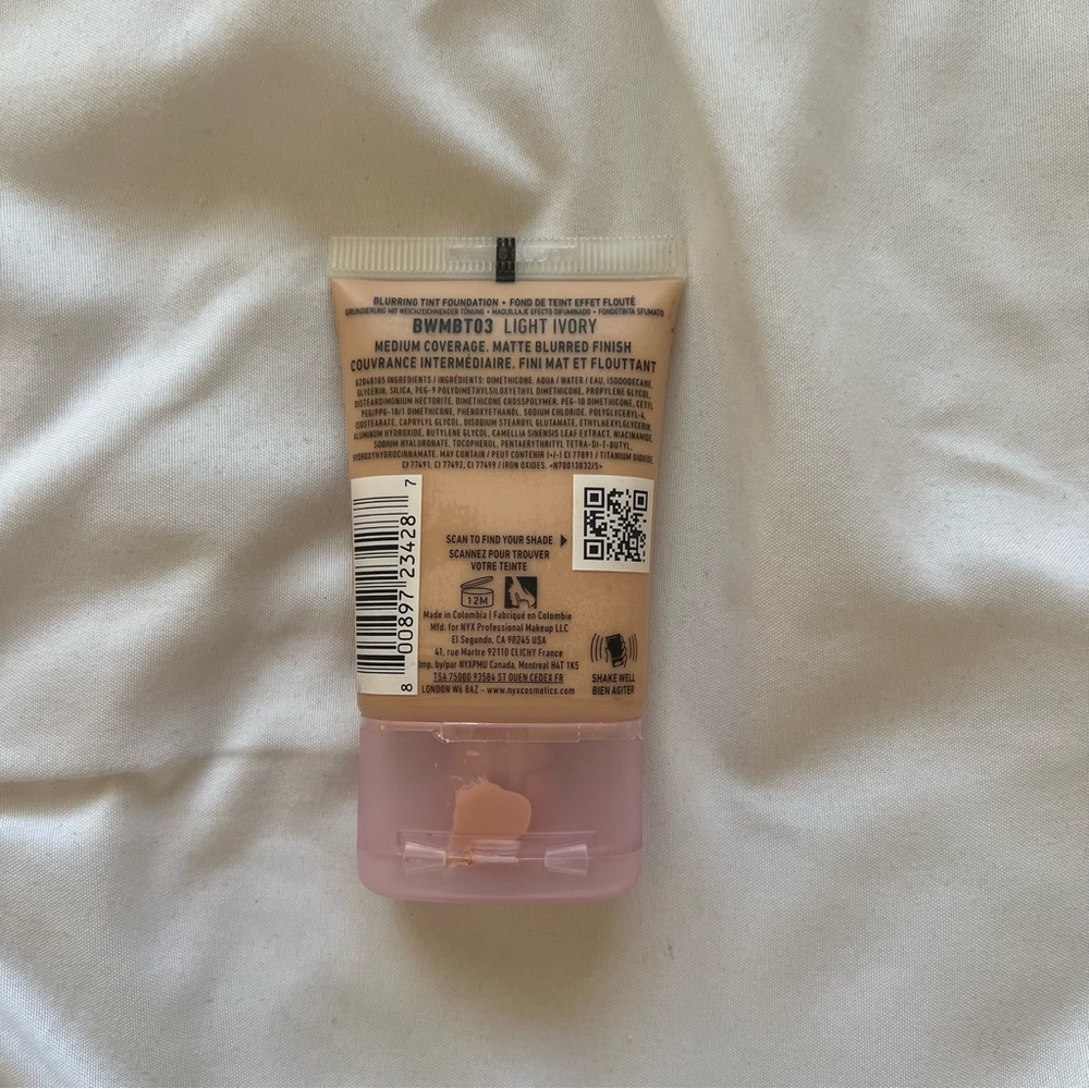 NYX bare with me blurring tint foundation - Picture 2 of 4